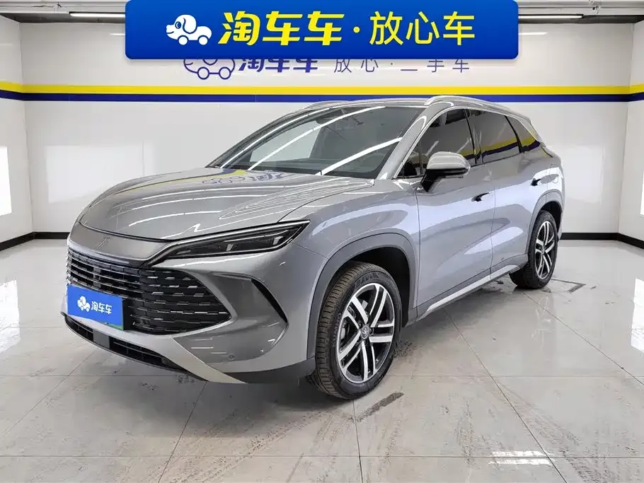 BYD L DM-i — фото 1