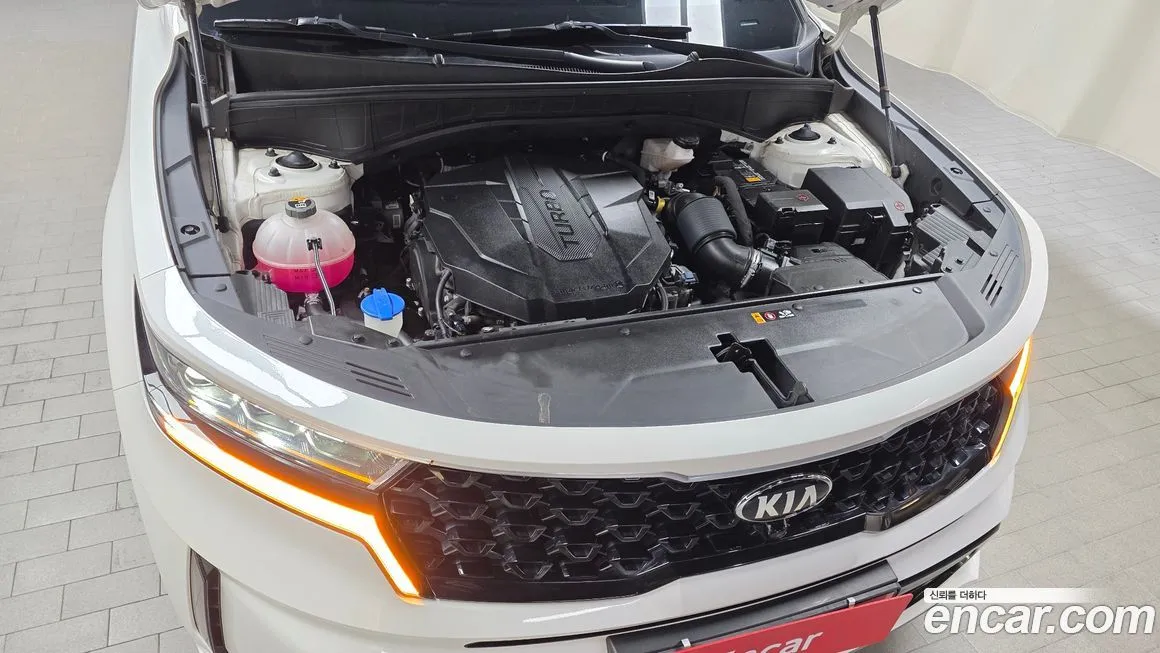 Kia Sorento — фото 7