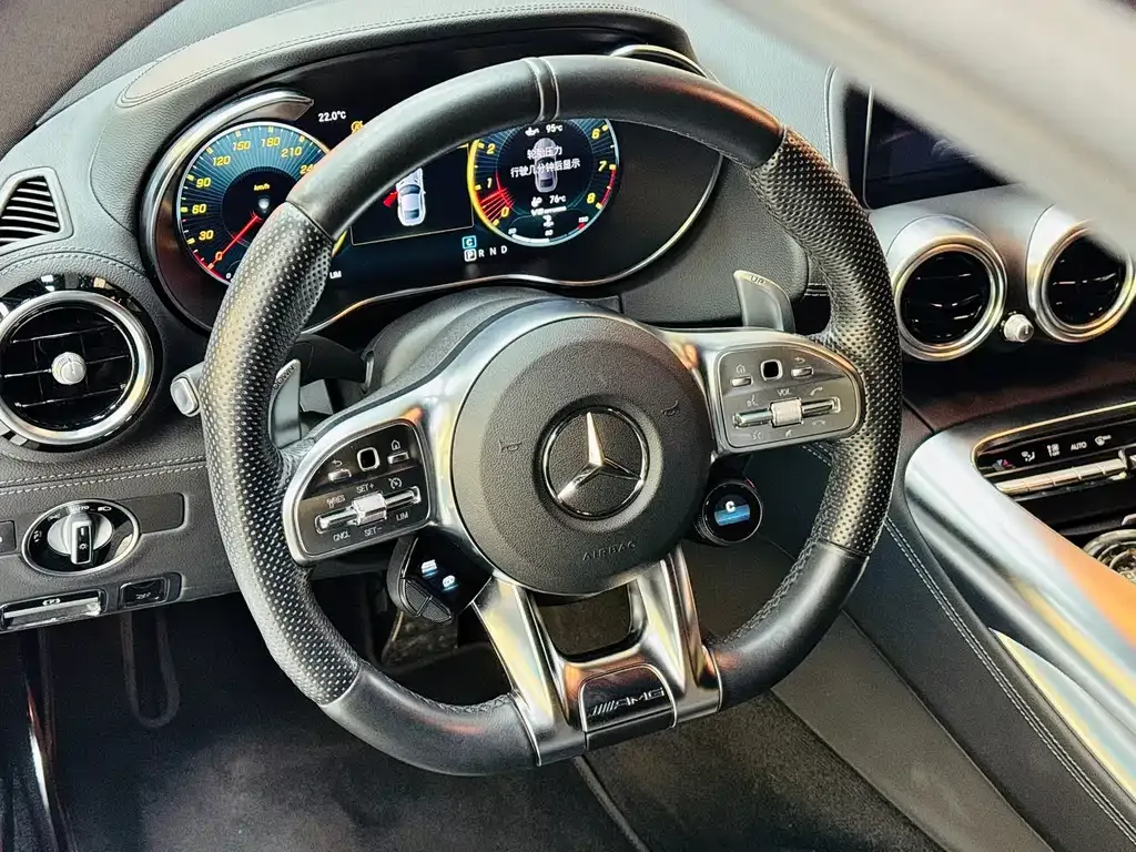 Mercedes-Benz AMG GT — фото 7
