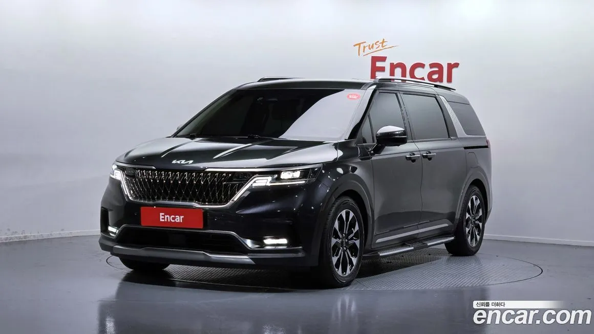 Kia Carnival — фото 1
