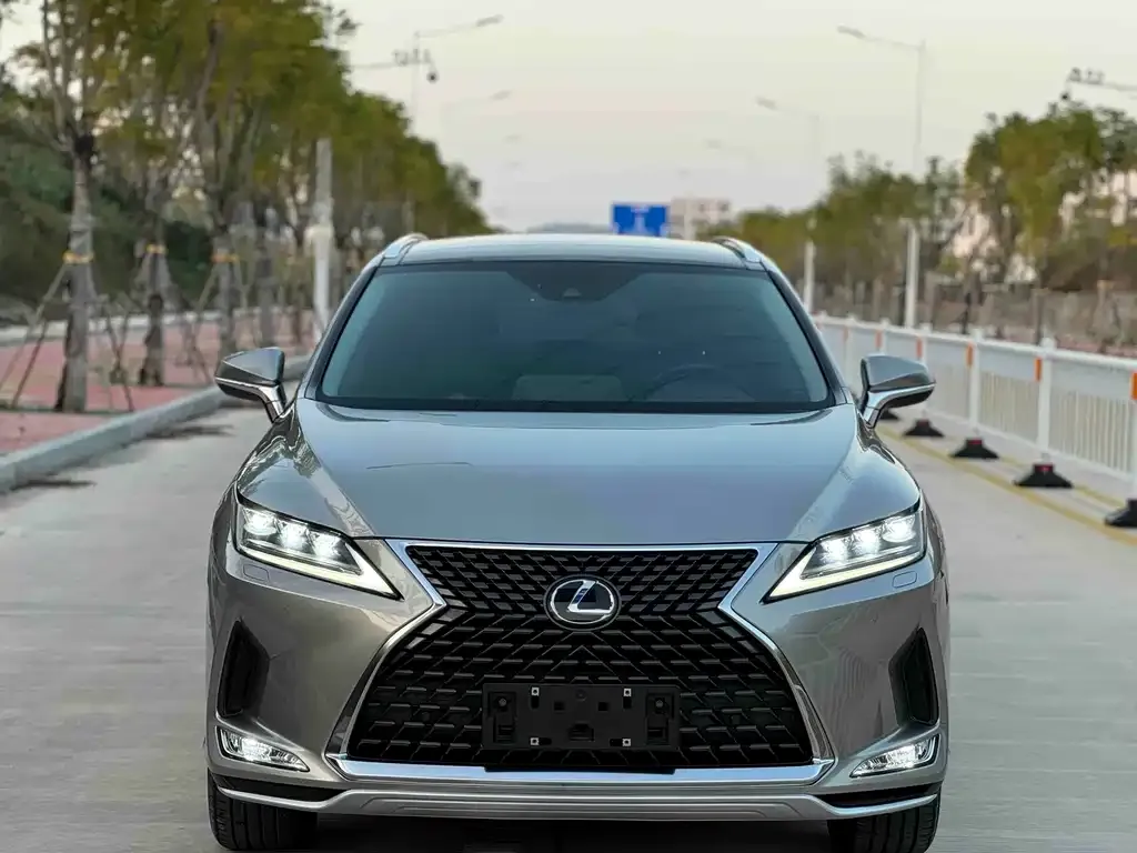 Lexus RX — фото 2