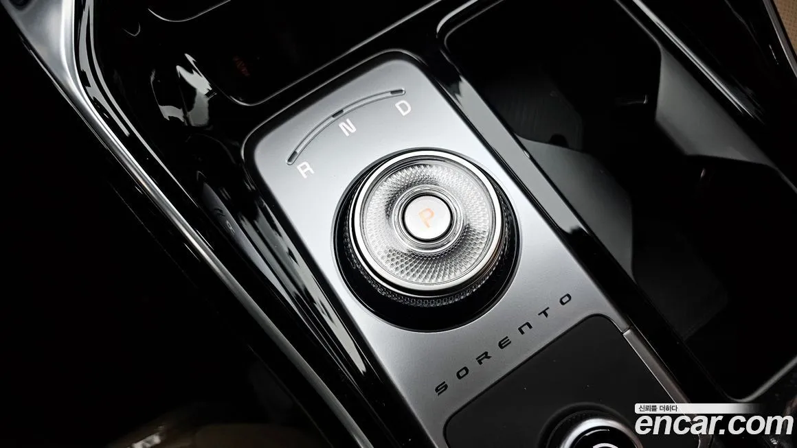 Kia Sorento — фото 9