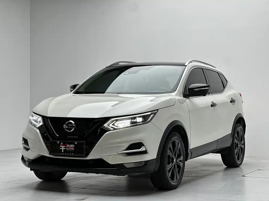 Nissan Qashqai — фото 1