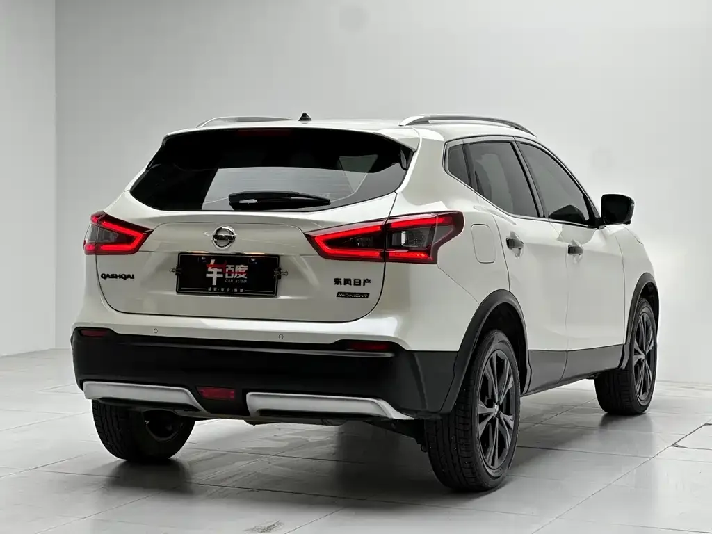 Nissan Qashqai — фото 2