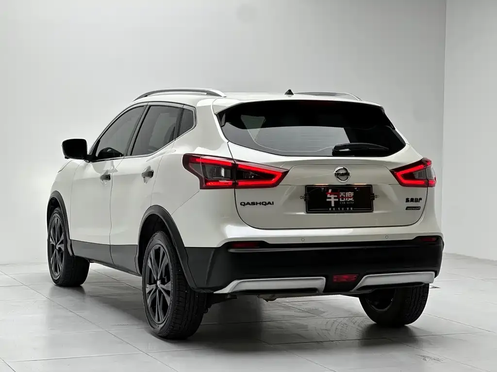 Nissan Qashqai — фото 5
