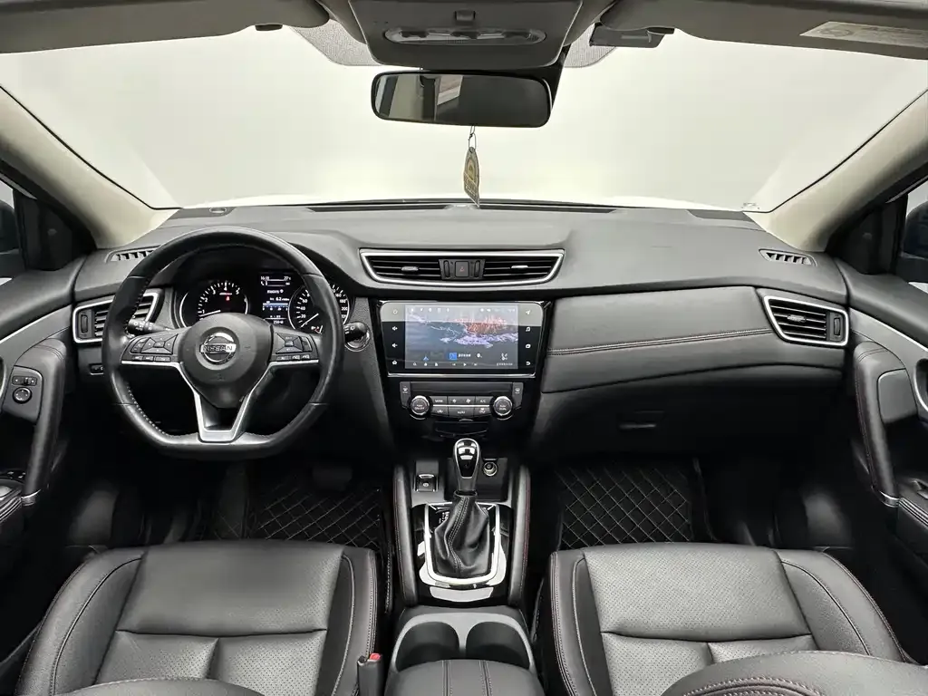 Nissan Qashqai — фото 10