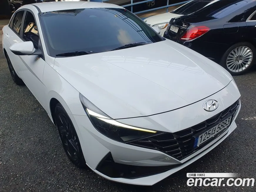 Hyundai AVANTE — фото 8