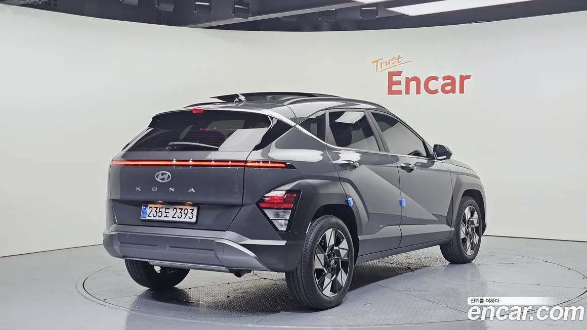 Hyundai Kona — фото 2
