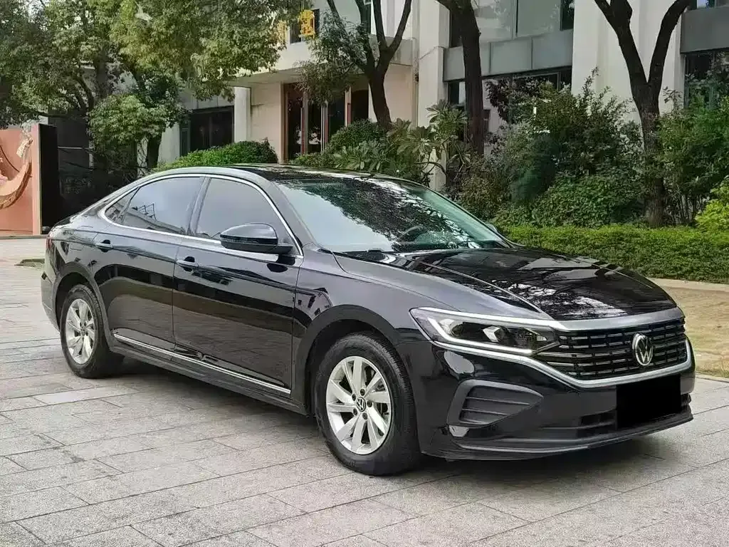 Volkswagen Passat — фото 8