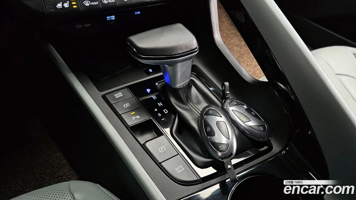 Hyundai AVANTE — фото 3