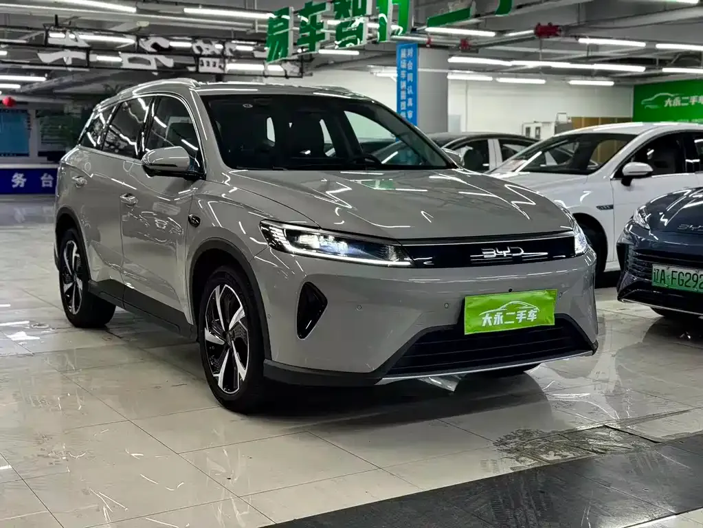 BYD Seal 05 DM-i — фото 1
