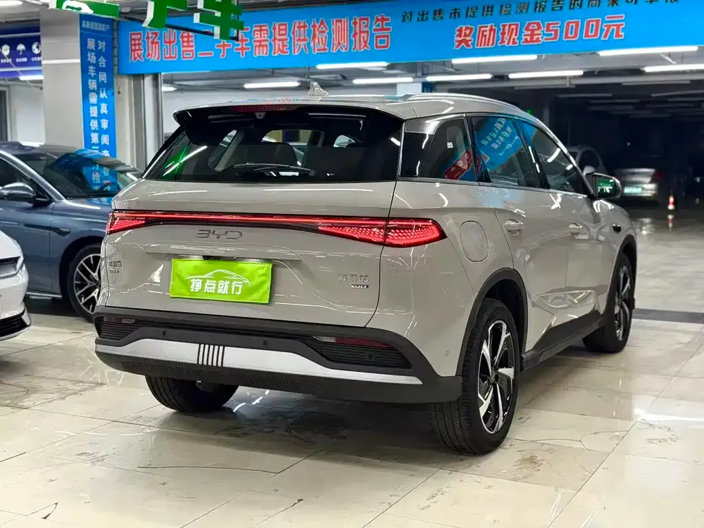 BYD Seal 05 DM-i — фото 8