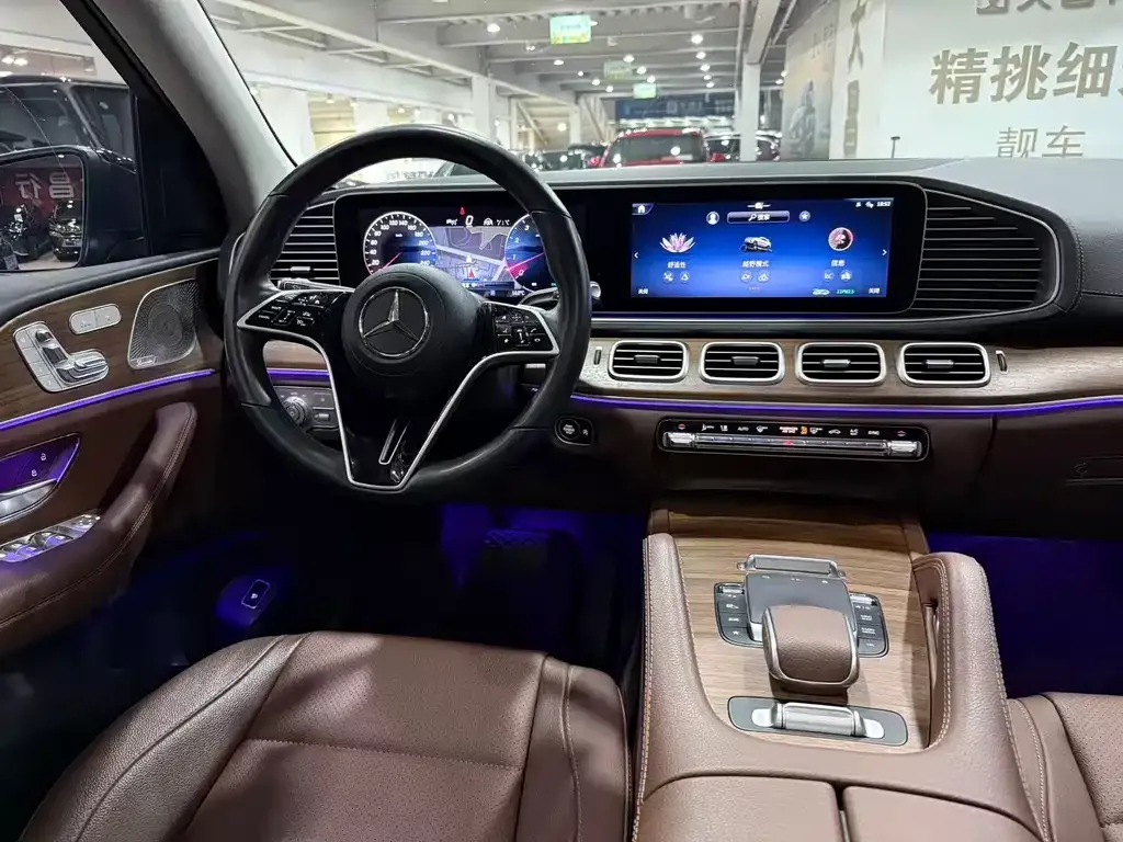Mercedes-Benz GLE — фото 10