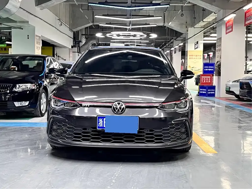 Volkswagen Golf GTI — фото 2