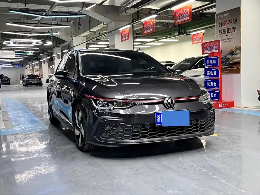 Volkswagen Golf GTI — фото 3