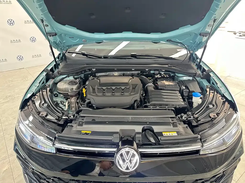 Volkswagen Passat — фото 10