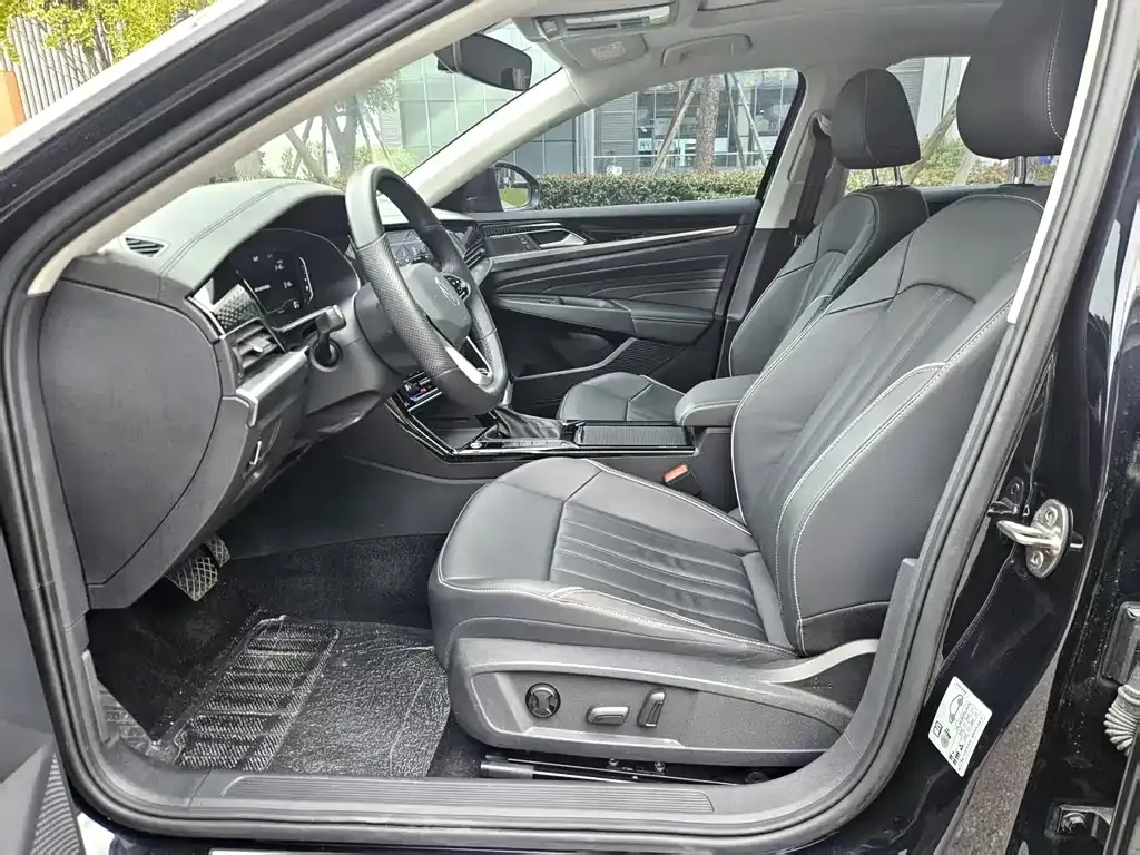 Volkswagen Passat — фото 4