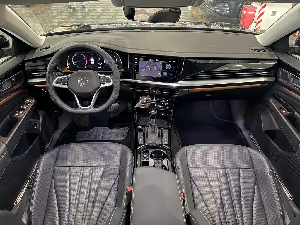 Volkswagen Passat — фото 7