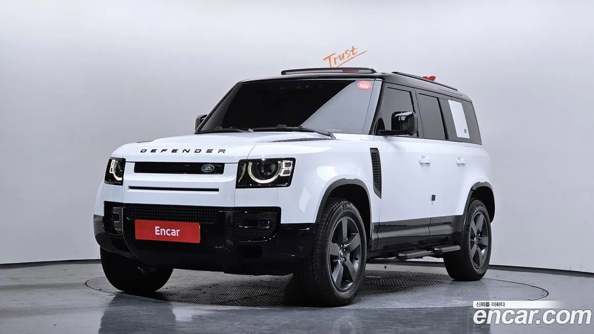 Land Rover Defender — фото 1
