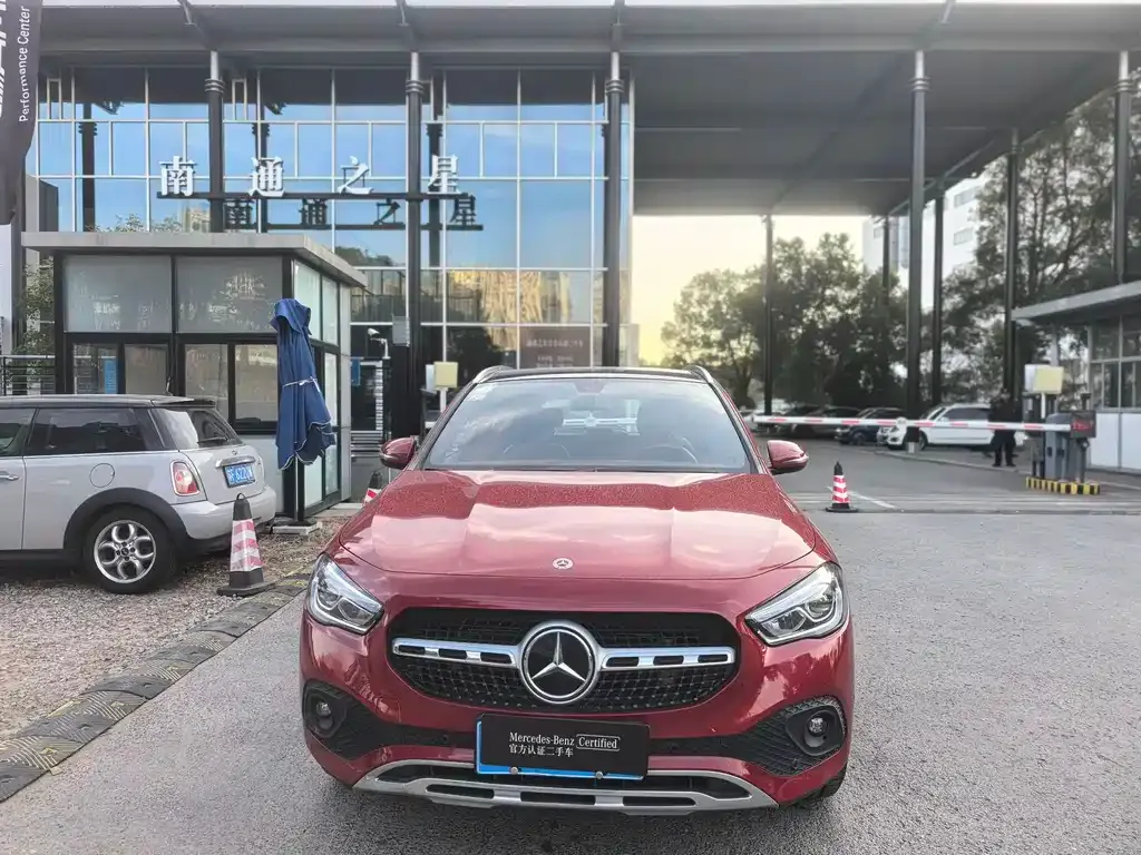 Mercedes-Benz GLA — фото 6
