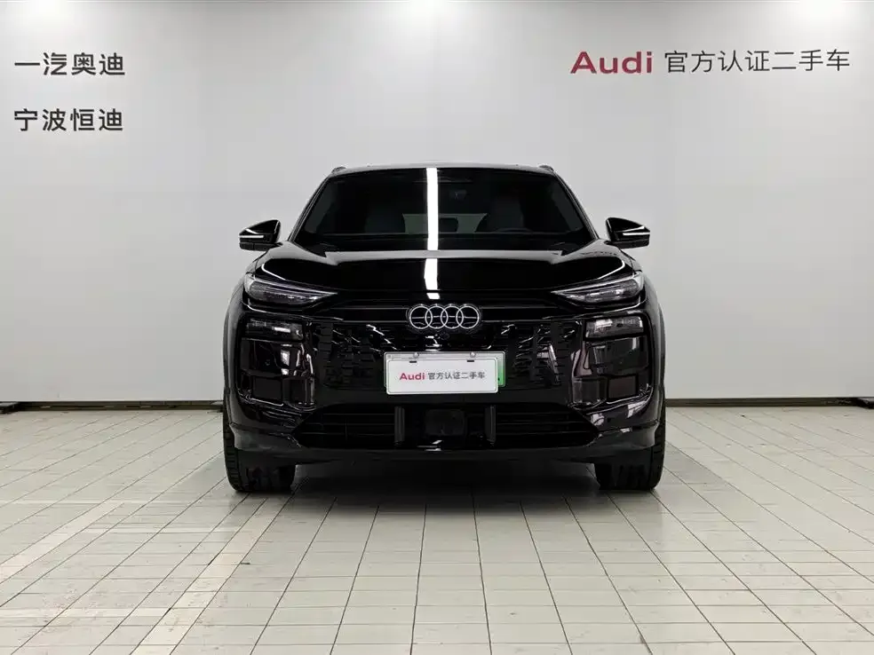 Audi Q6L e-tron — фото 2