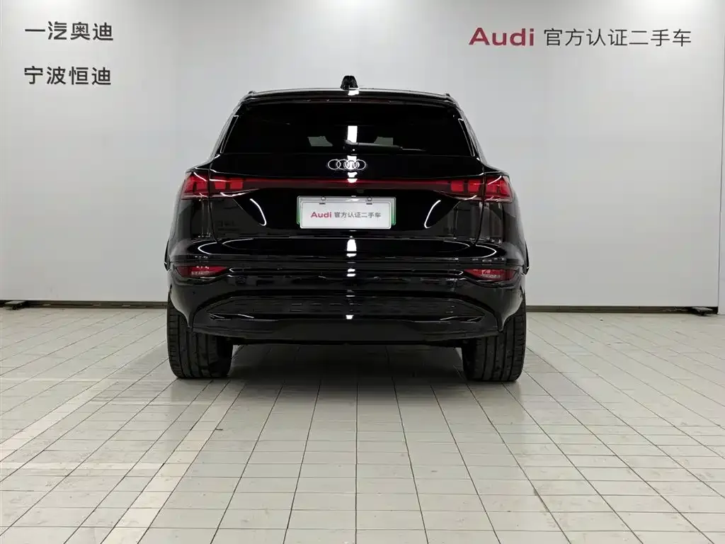 Audi Q6L e-tron — фото 3