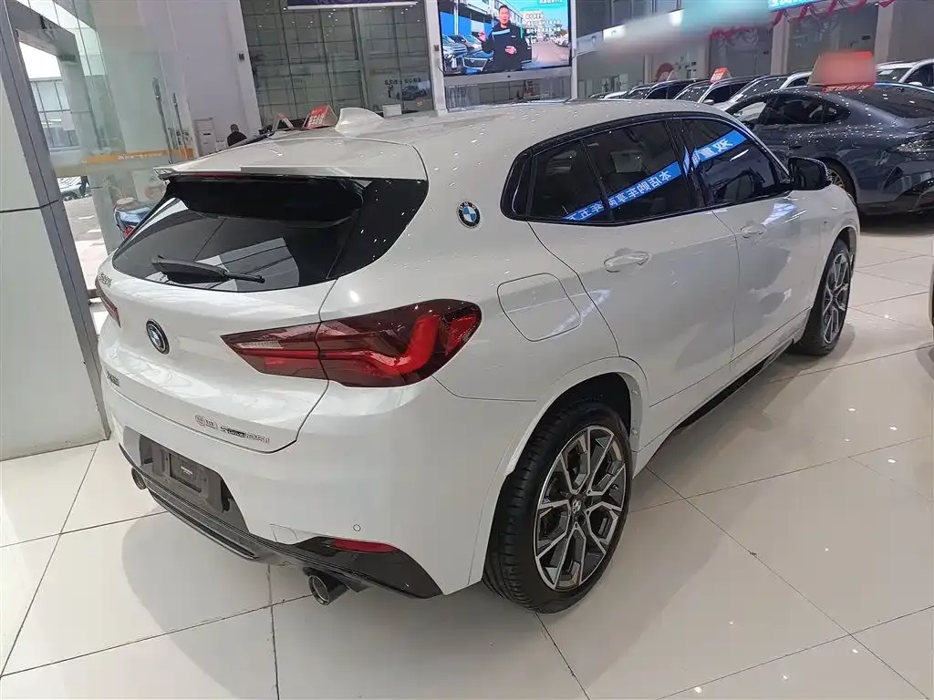 BMW X2 — фото 9