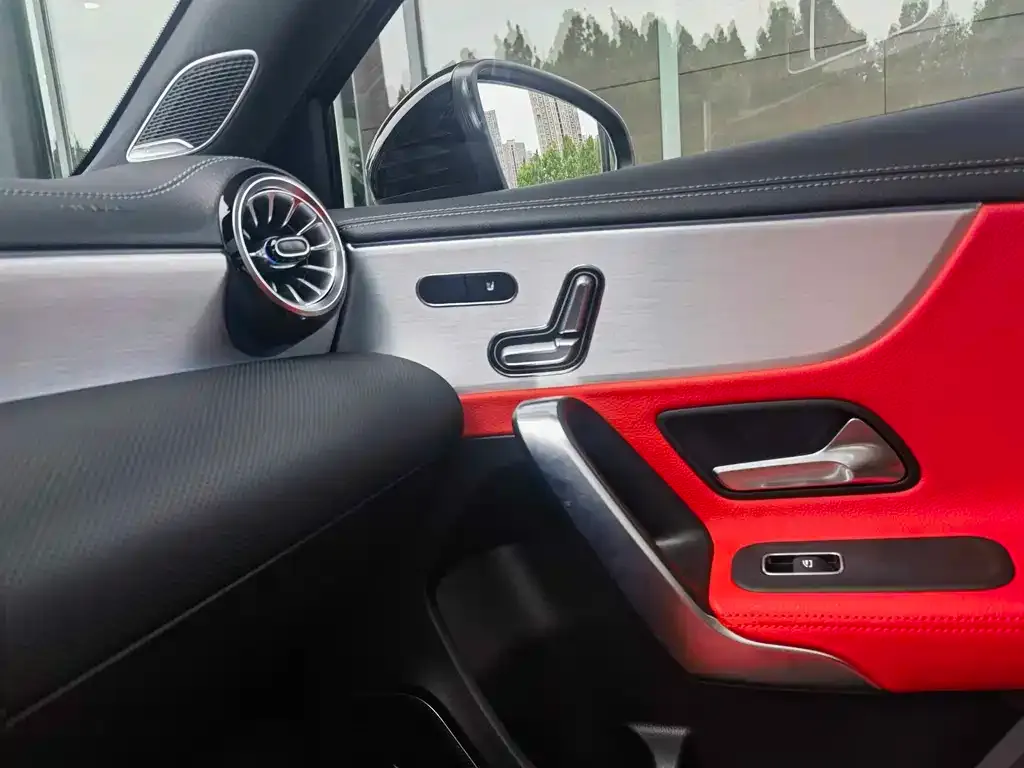 Mercedes-Benz A-Class AMG — фото 5