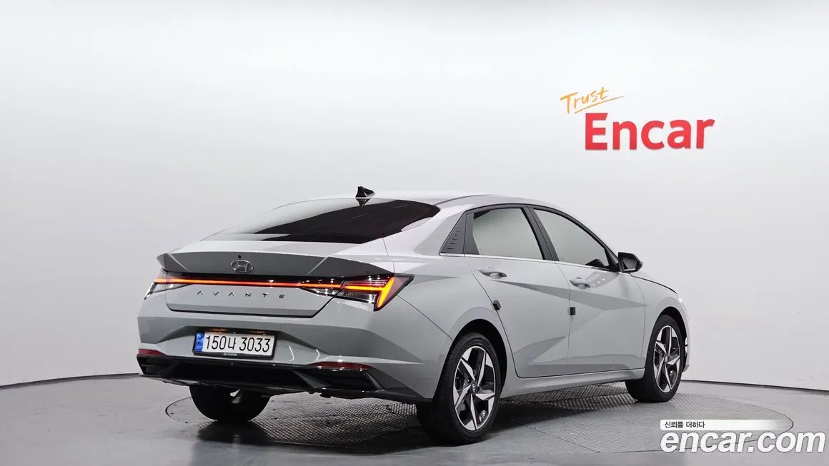 Hyundai AVANTE — фото 3
