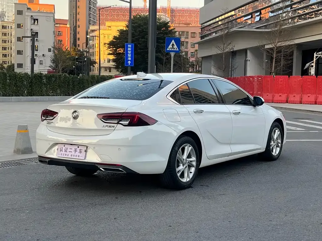 Buick Regal — фото 5