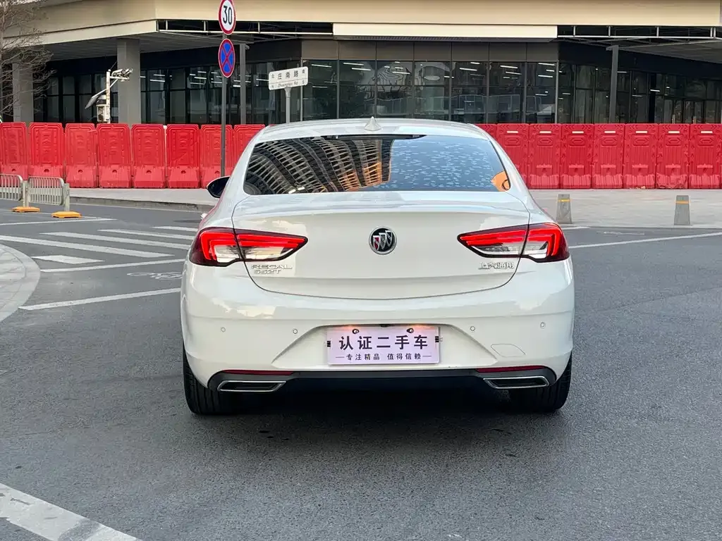 Buick Regal — фото 2