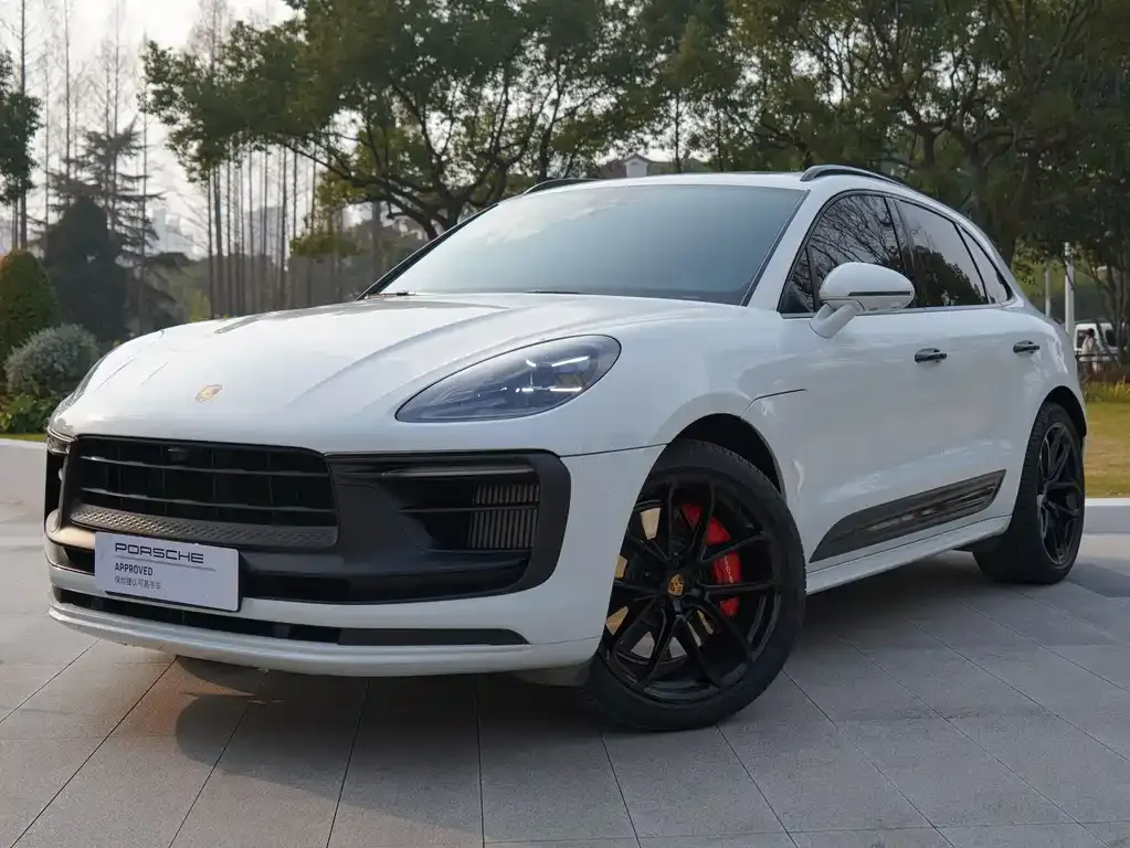Porsche Macan — фото 1
