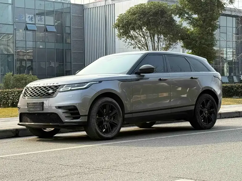 Land Rover Velar — фото 1