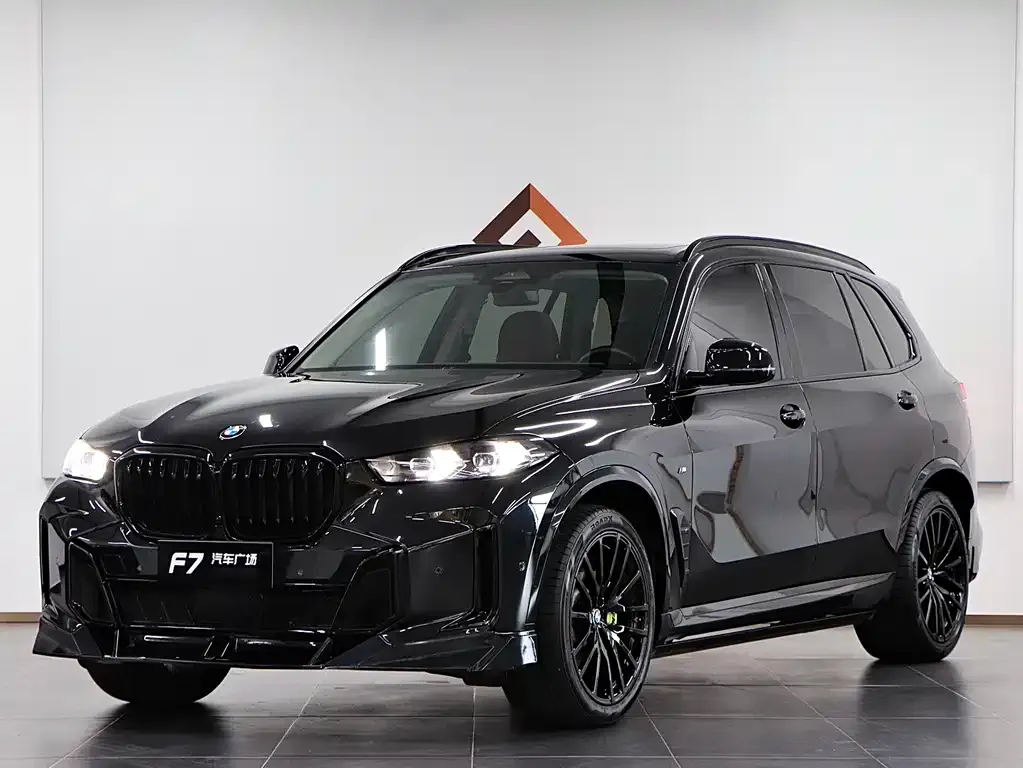 BMW X5 — фото 1