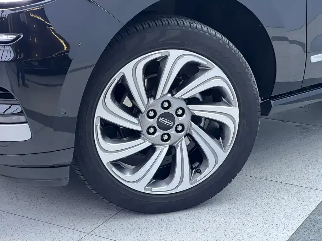 Lincoln Navigator — фото 10