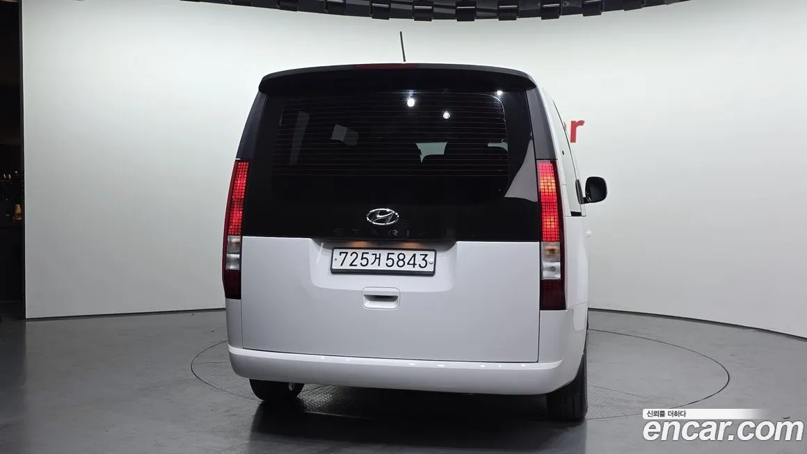 Hyundai Staria — фото 4