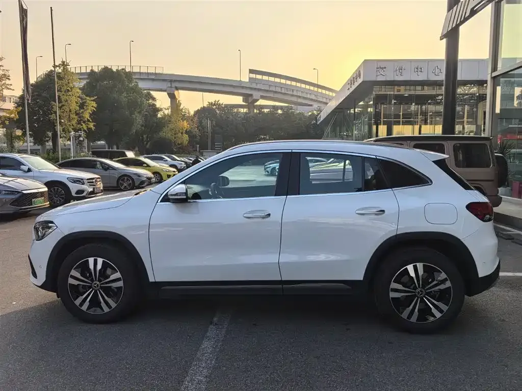 Mercedes-Benz GLA — фото 2