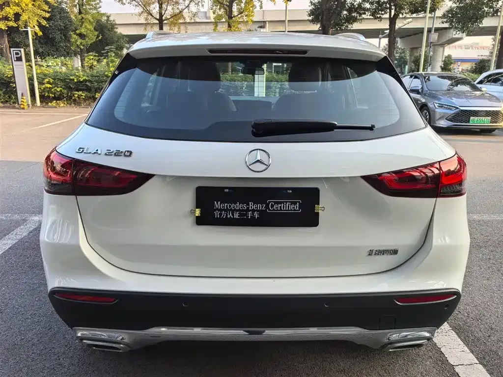 Mercedes-Benz GLA — фото 8