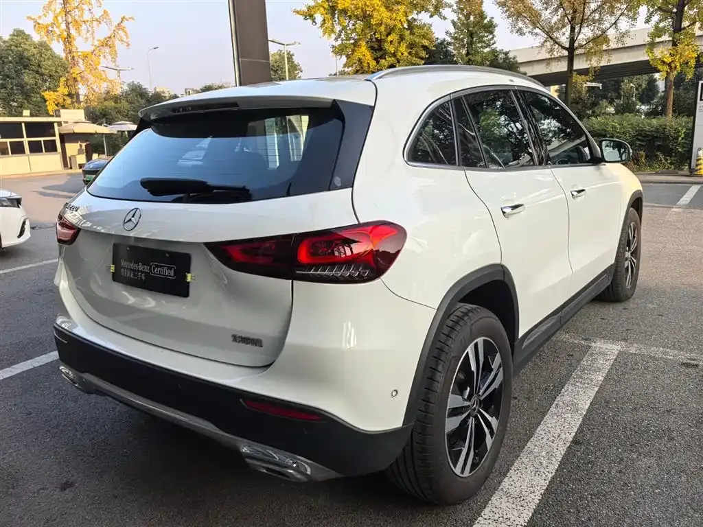 Mercedes-Benz GLA — фото 6
