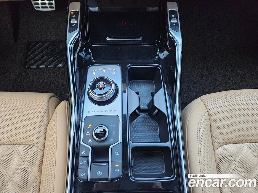 Kia Sorento — фото 9