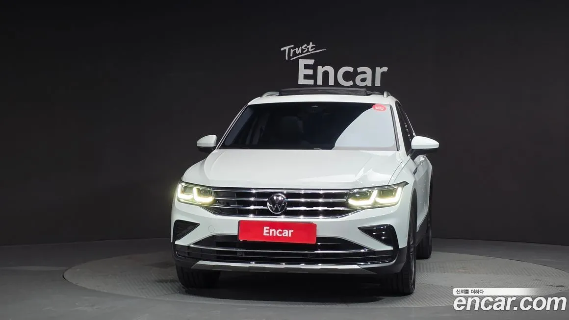 Volkswagen Tiguan — фото 7