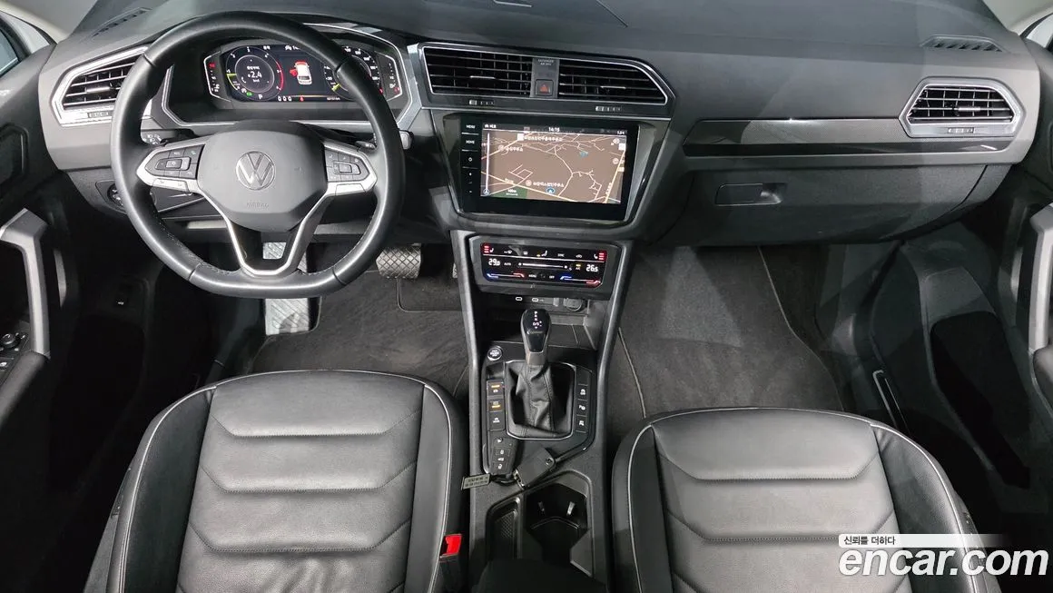 Volkswagen Tiguan — фото 9