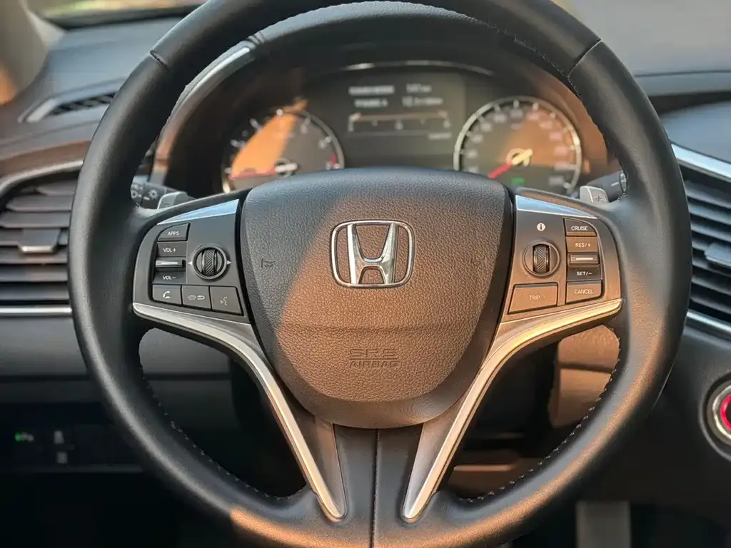 Honda Avancier — фото 10