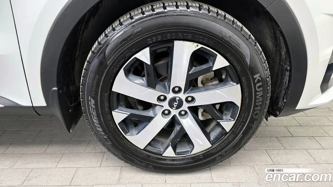 Kia Sorento — фото 5