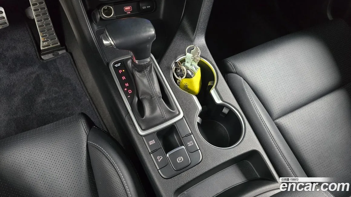 Kia Sportage — фото 9