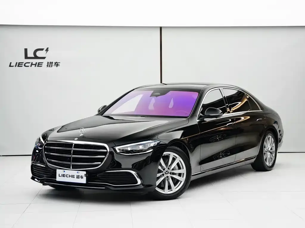 Mercedes-Benz S-Class — фото 1