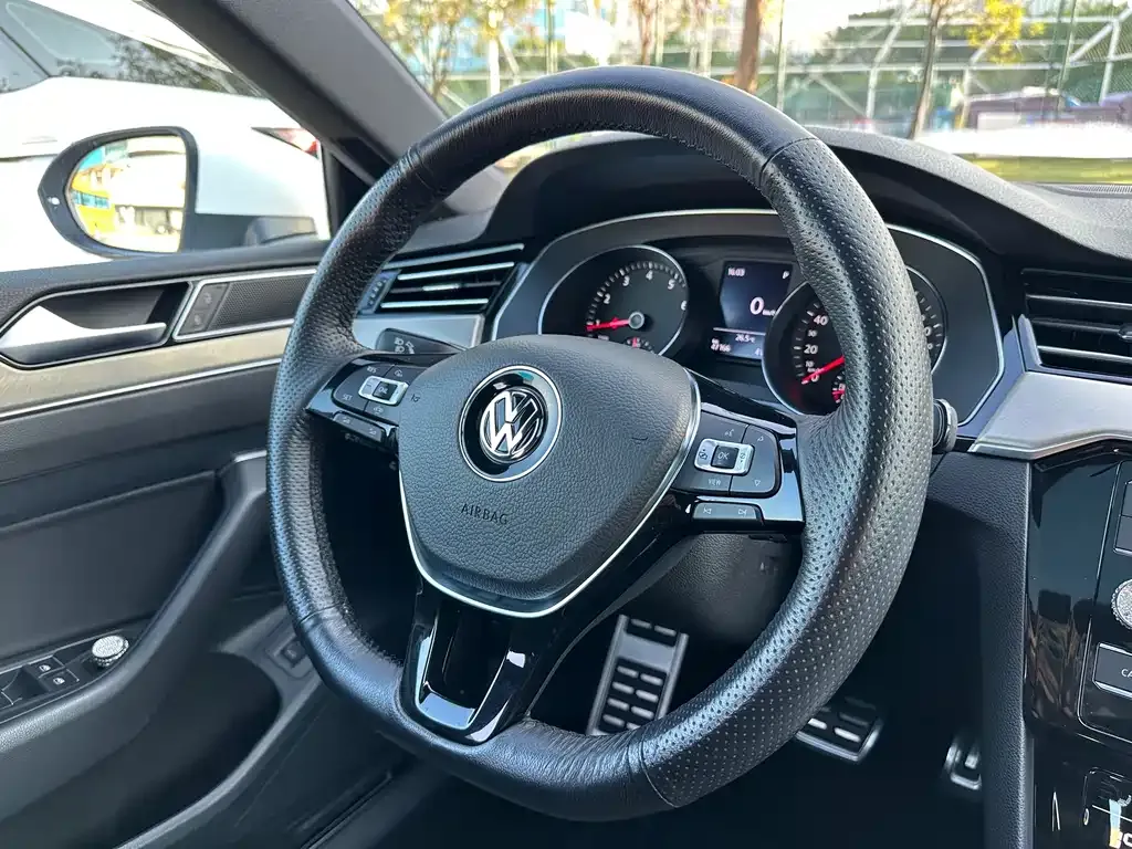 Volkswagen CC — фото 4
