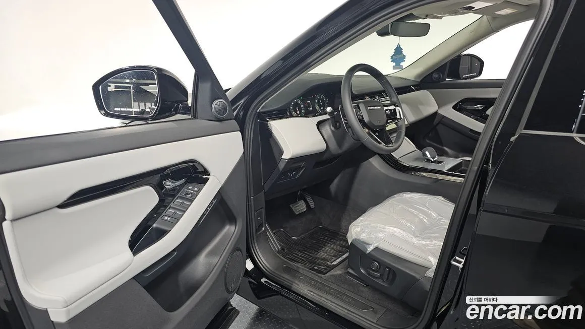 Land Rover Range Rover Evoque — фото 9