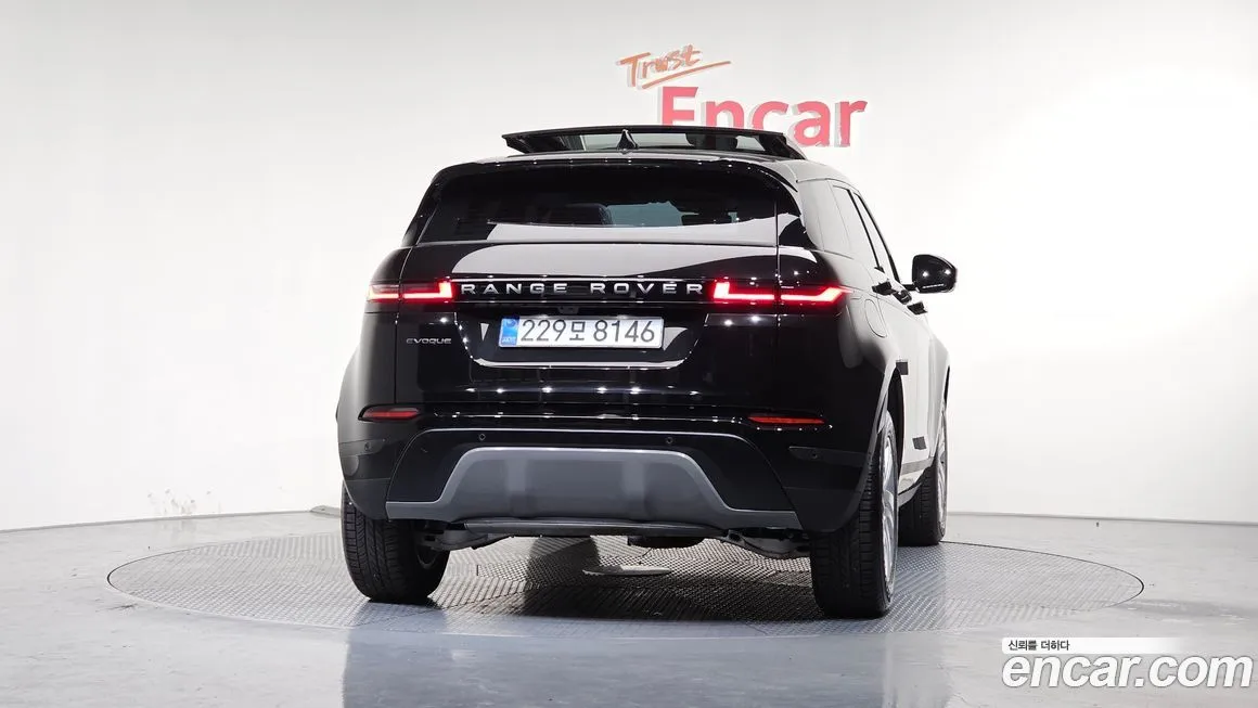 Land Rover Range Rover Evoque — фото 4