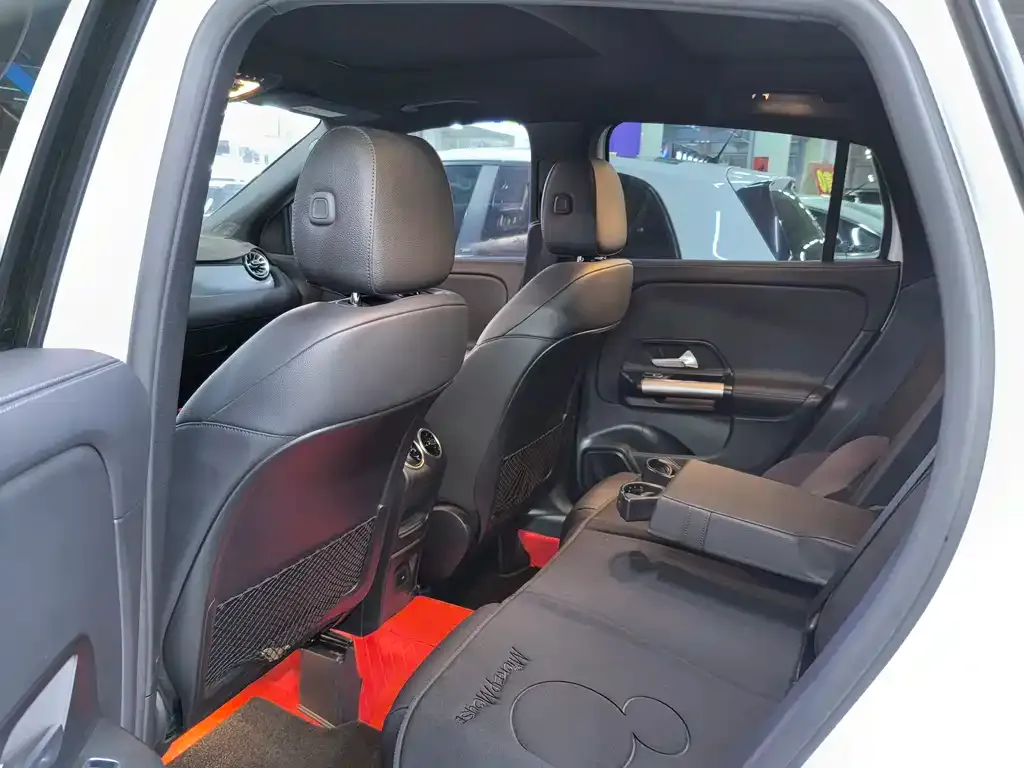 Mercedes-Benz GLA — фото 5